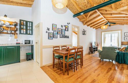 Santa Engracia Apartment | Moderno Apartamento em Bairro típico Lisboeta