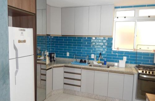 Braga Apartment | Moderno e reformado 2 quartos com varanda e garagem