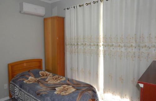 Braga Apartment | Moderno e reformado 2 quartos com varanda e garagem
