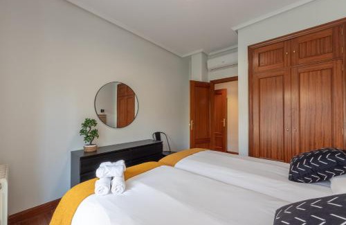 Bilbao City Centre Apartment | Moderno y acogedor en el corazón de Bilbao