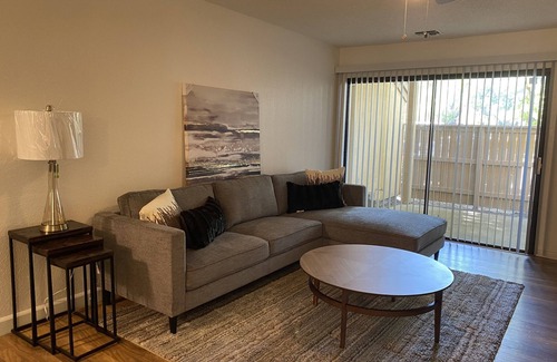 Modesto Condo | Modesto 2 Bdrm/2 Ba unit in gated area nr shopping, eateries, in unit wash/dryer
