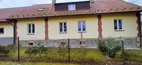 gmina Parzeczew House | Modrzewie