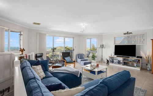 Encounter Bay House | Moet Escape in Style
