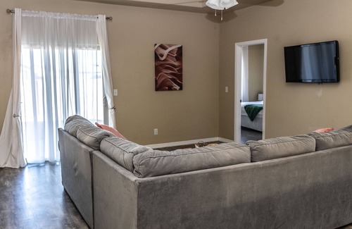 Kingman House | Mohave House
