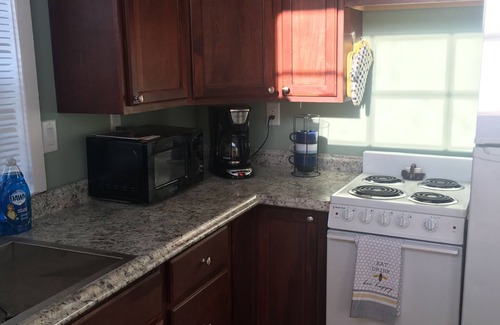 Kingman House | Mohave Mini Mansion in classic old town Kingman