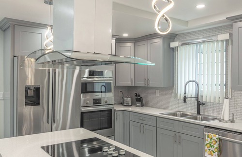 Norwich House | Mohegan Park Escape – Near Casinos – Spacious 4BR House