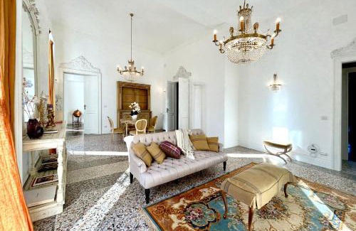 Vanchiglia Apartment | Mole Antonelliana Luxury Boutique Home GrandMaison