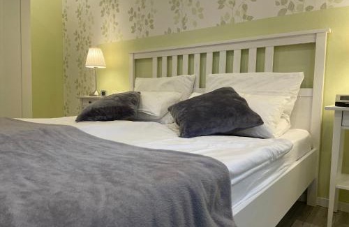 Hueckeswagen Apartment | Molehill Shire