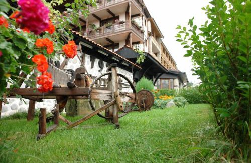 Old Town Hotel | Molerite Complex
