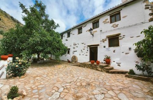 Laroya House | Molino Laroya