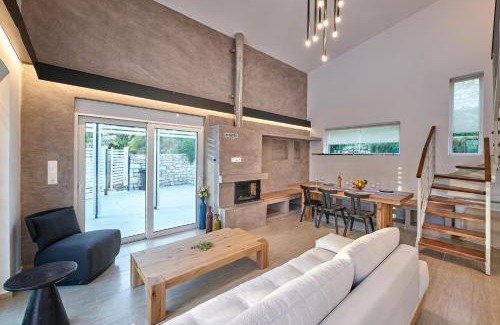 Agia Triada Villa | Moly - Luxury Villa with Heated Private Pool