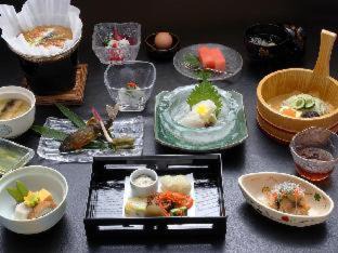 Ukyo Ward Hotel | Momijiya Honkan Takaosansou