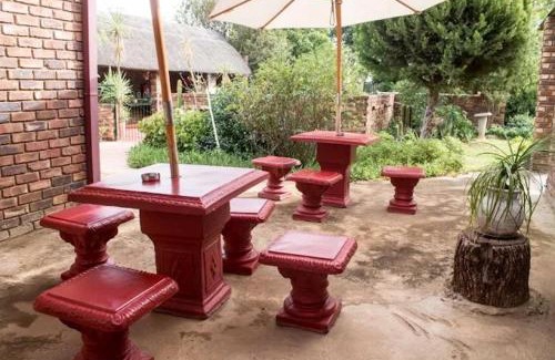 Mahikeng House | mommys guest house