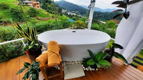 Mae Rim House | Mon Jaw Doi at Monjam