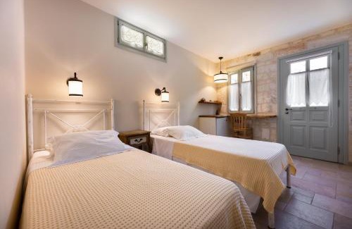 Psathi Bed & Breakfast | Monachofolitses