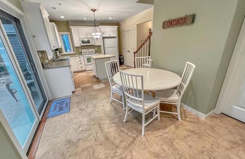 Spirit Lake Villa | Monarch Cove Home off West Lake
