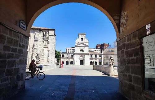 Burgos Apartment | Monasterio Centro Histórico