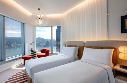 Tsim Sha Tsui Hotel | Mondrian Hong Kong