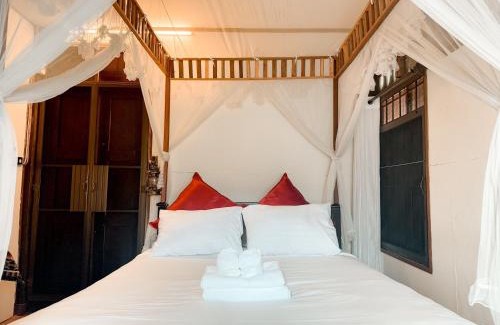 Chang Phueak House | Monfai Culture House