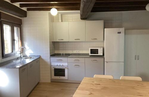 Monforte de la Sierra Apartment | Monforte de la Sierra - Acogedora y cálida vivienda