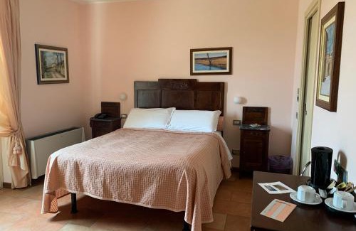 Castellinaldo House | Mongalletto