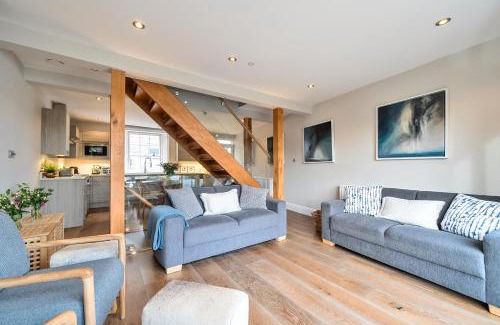 Salcombe House | Monkey's Fist