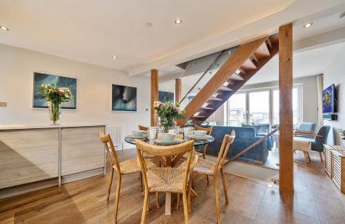 Salcombe House | Monkey's Fist