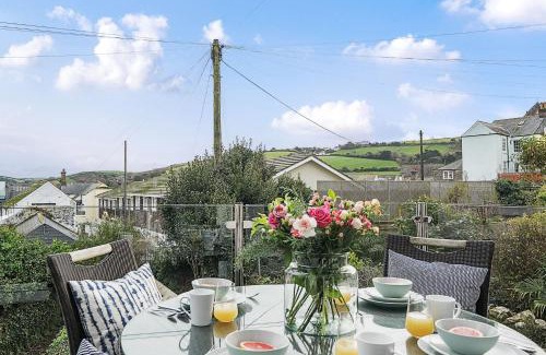 Salcombe House | Monkey's Fist