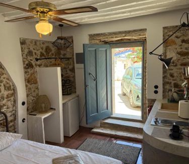 Zia House | Monolithos House