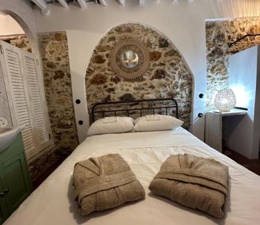 Zia House | Monolithos House