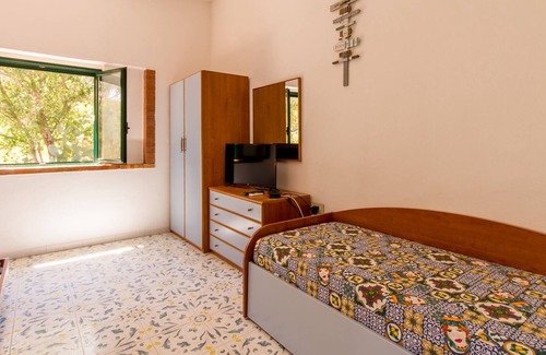 Vulcanello Apartment | Monolocale 2 Vulcano on Sea Shore, Lipari, Italy