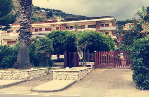 Sant'Alessio Siculo House | monolocale Bacchelli