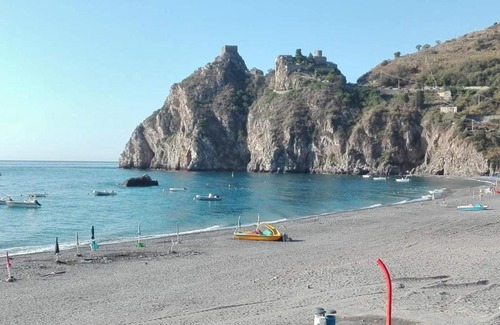 Sant'Alessio Siculo House | monolocale Bacchelli