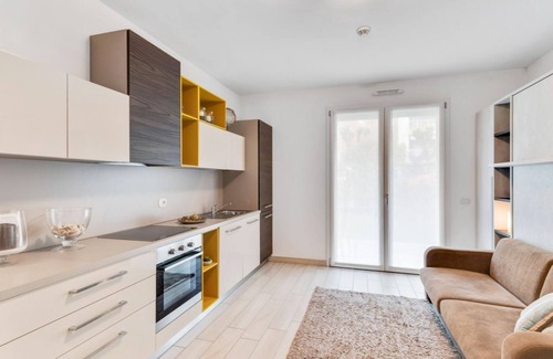 Cernobbio Apartment | Monolocale con Giardino, AC e Garage Privato!