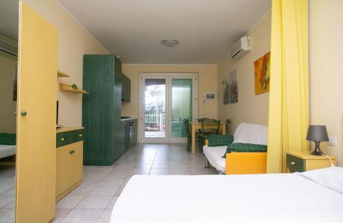 Cassero Apartment | Monolocale con terrazzo a Sirolo - S052