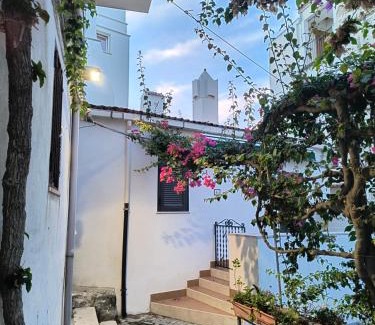 Rodi Garganico Apartment | Monolocale in vicolo storico Gin Tonic Lemon