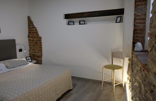 Lazise Old Town Apartment | Monolocale Torre dell'Orologio