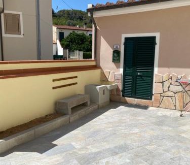 Marina di Campo House | MONOVAPELO