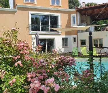 Saint-Christol-Les-Ales Bed & Breakfast | Montèze Paradis