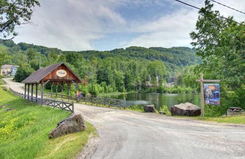 Saint-Faustin-Lac-Carre Apartment | Mont Blanc Classic Chalet Ski-in Ski-out