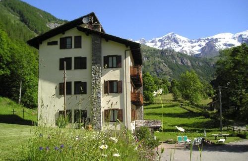 Ollomont Hotel | Mont Gelé