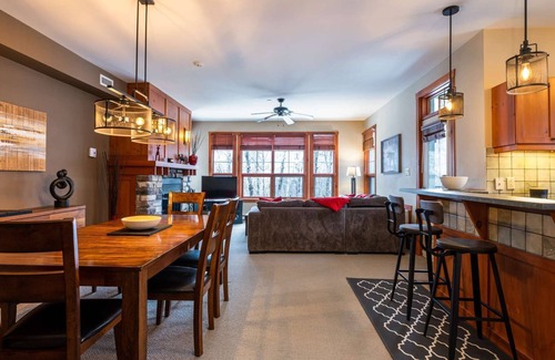 Tremblant-Les-Eaux Condo | Mont-Tremblant - Tremblant-Les-Eaux 201-02