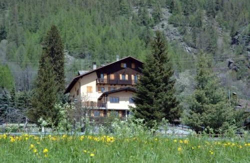 Saint-Oyen Hotel | Mont Velan Chambres & Restaurant