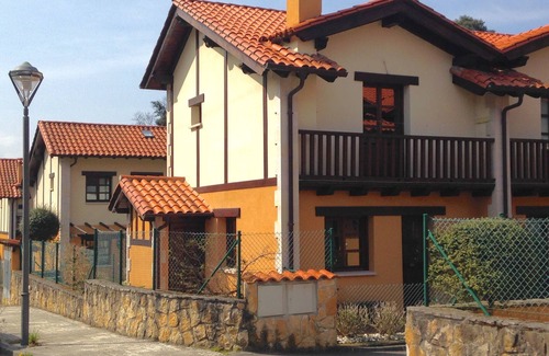 Pechon House | MONTAÑES-STYLE HOUSE BEAUTIFUL SAILOR