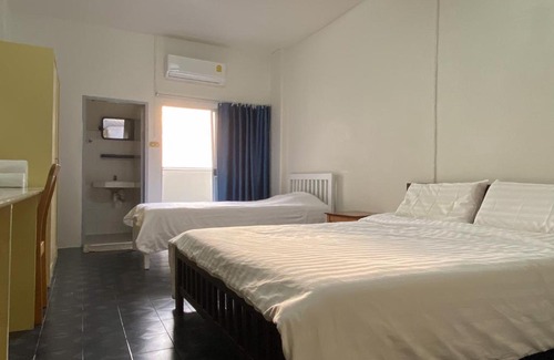 Saen Suk Apartment | Monta Apartment