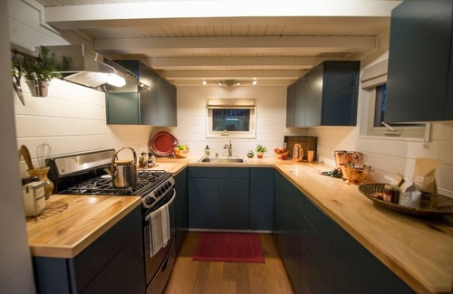 Waco Apartment | “Montana Escape“ Tiny House | *Pickleball*