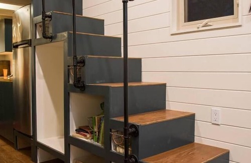 Waco Apartment | “Montana Escape“ Tiny House | *Pickleball*