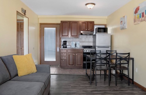 Culloden Shores Condo | MONTAUK Condo ~ Stunning Sunsets & the Sea at your Doorstep