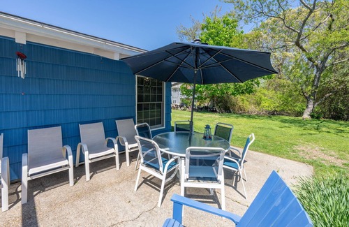 Culloden Shores House | Montauk Escape—3BR, 2BA, Steps from the Beach, BBQ Grill, Patio, Outdoor Shower