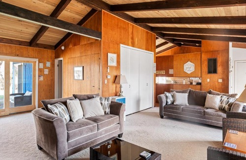 Culloden Shores House | Montauk Surf by the Sound